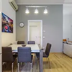 Primopiano - Sammartini Apartman