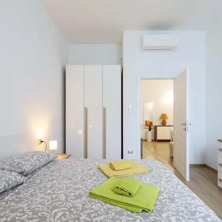 Primopiano - Sammartini Apartment Milan