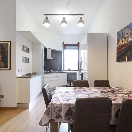 Primopiano - Sammartini Apartment *