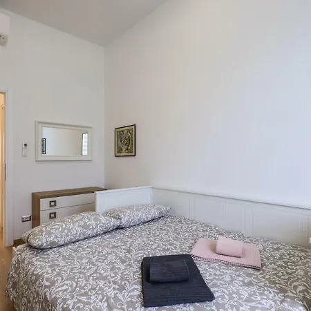 Primopiano - Sammartini Apartment *